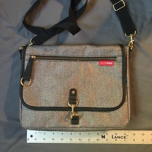 Skip Hop Soho Diaper Clutch in Herringbone